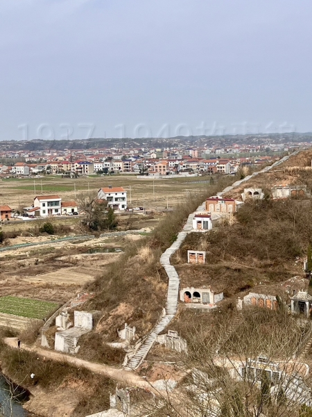 圖三　遠眺彭濟濤故鄉湖南岳陽臨湘彭家祖。